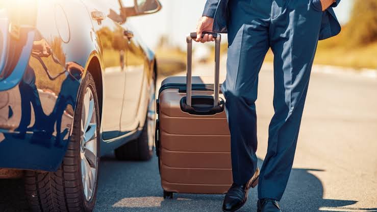 Combining Car Rental and Public Transport