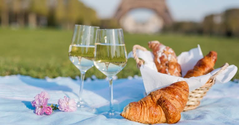 How to Choose the Best Food Tour in Paris